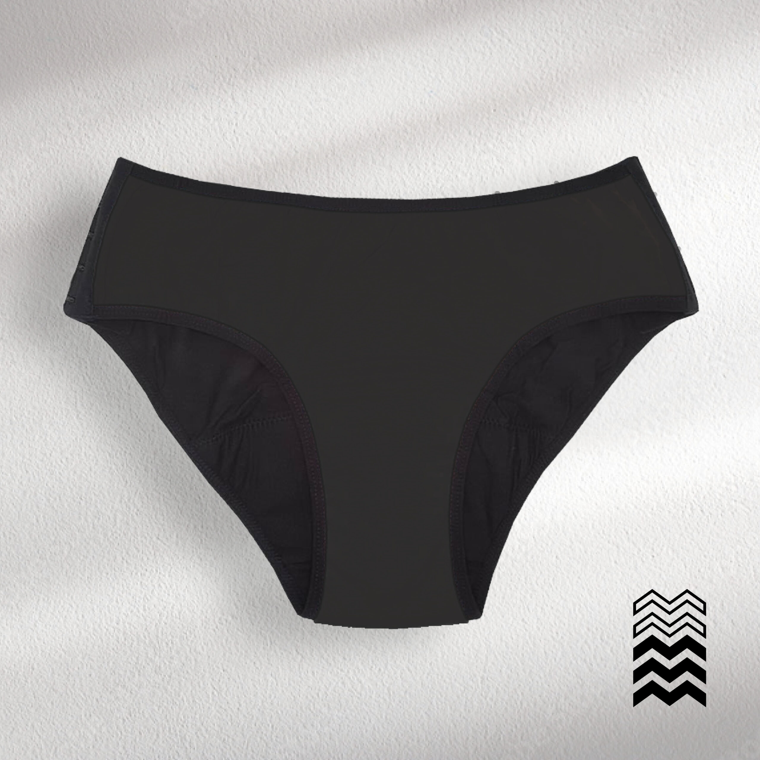 mypads-silvia-culotte-menstruelle-avec-agrafes-grande-taille-flux-moyen image 2