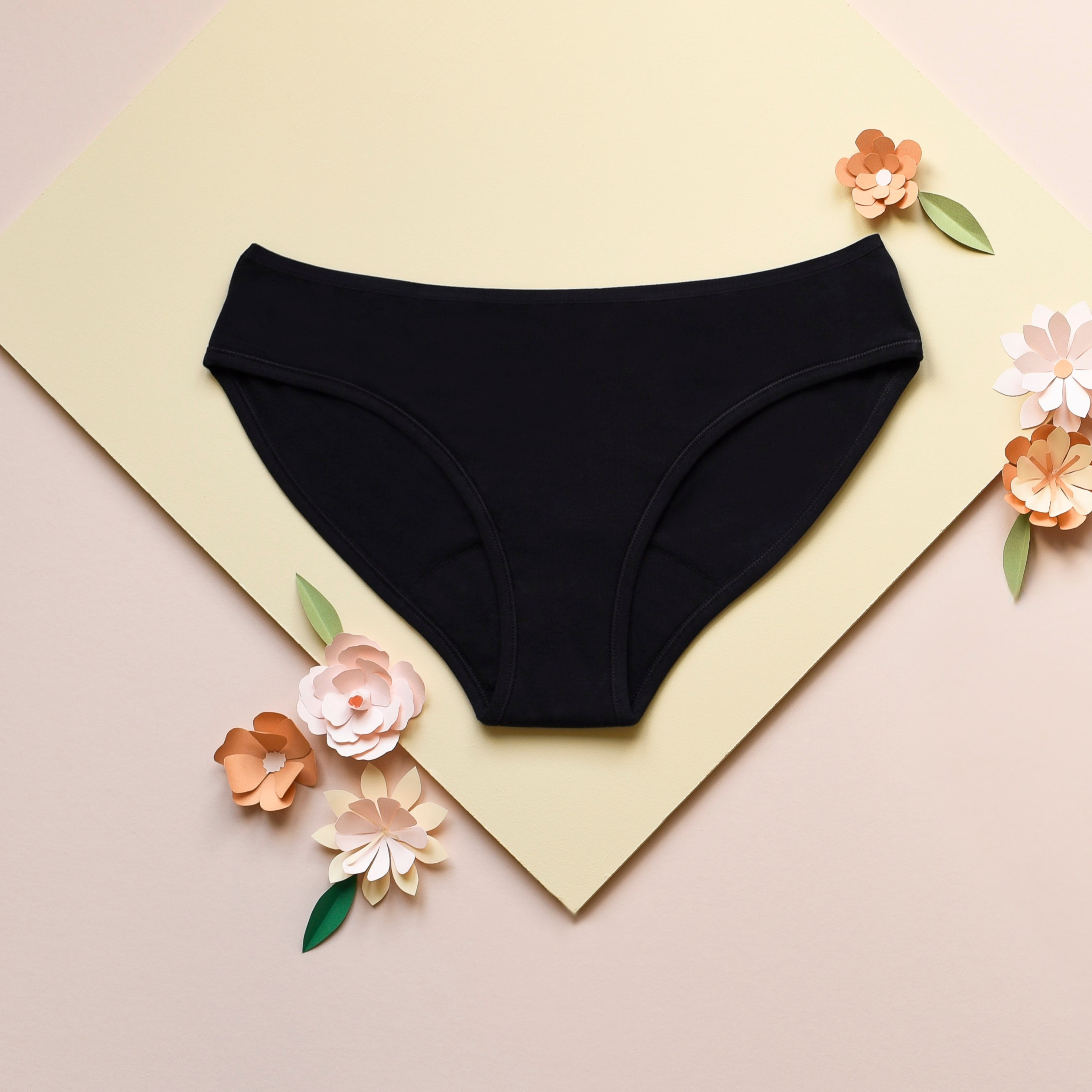 jho-culotte-menstruelle-noire-grande-taille-54-56-flux-abondant image 2
